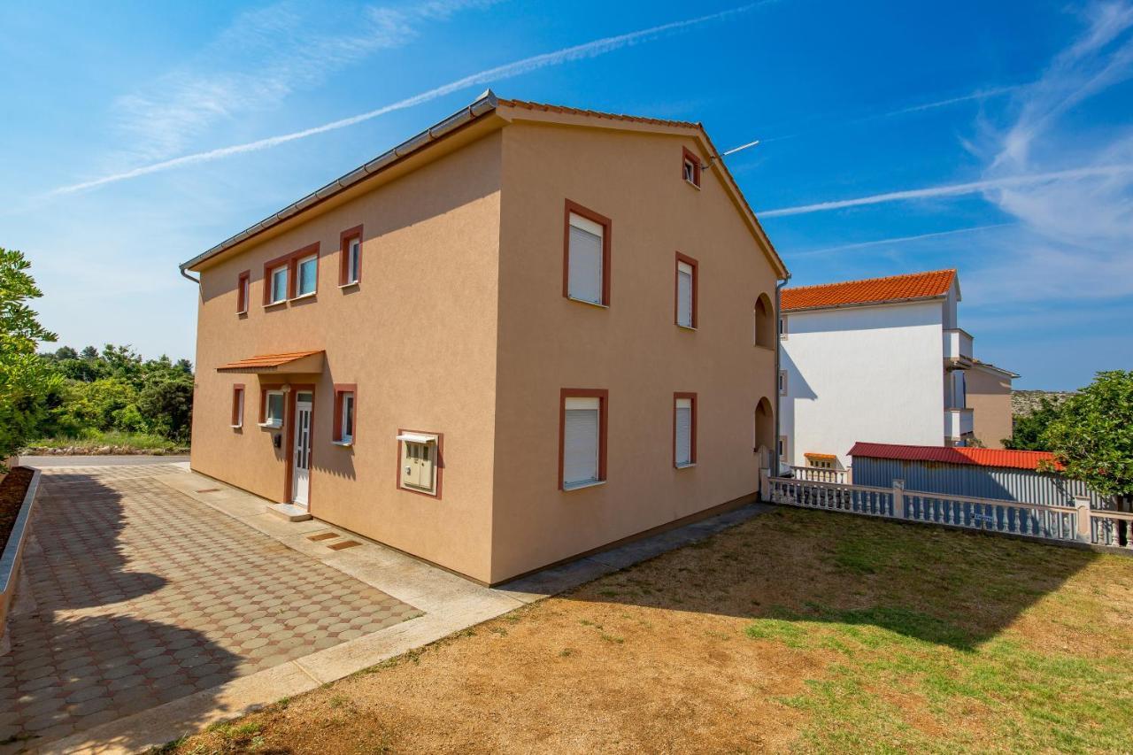 Apartment Tonka Barbat na Rabu Exterior foto